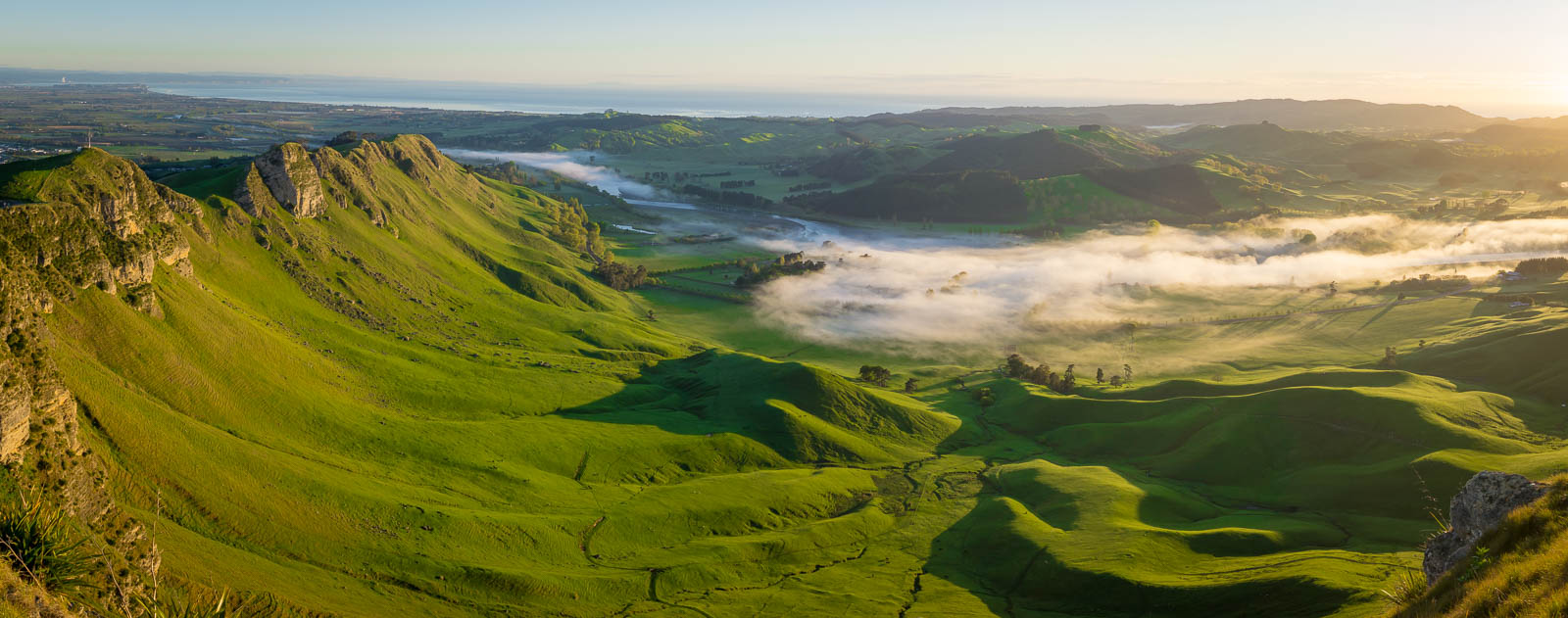 Sunrise on Hawkes Bay Te Mata Peak - Find Away Photography